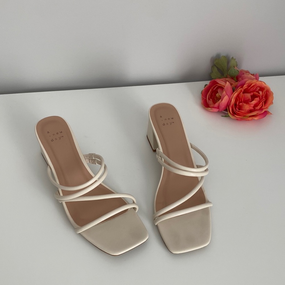 A New Day Women’s Size 8 1/2 Sandals
